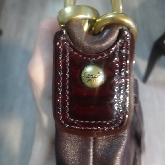 Coach Vintage Plum Purse - Picture 3 of 6